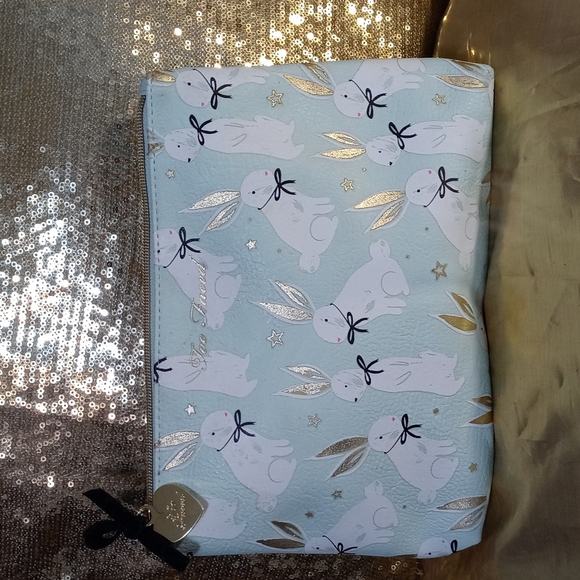 TWO FACED Other - TWO-FACED MAKEUP BAG